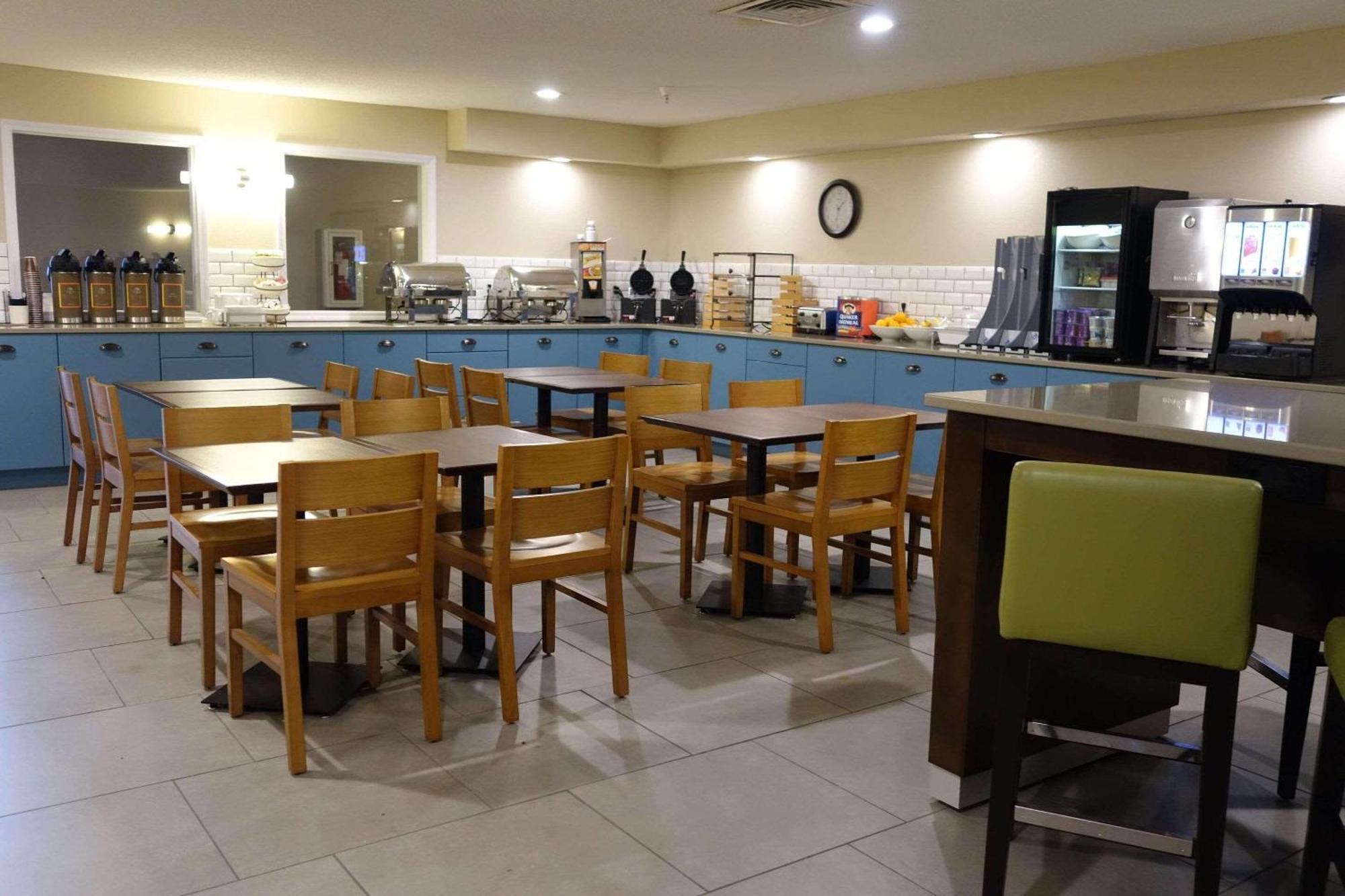 Country & By Radisson, Ankeny, Ia Hotel 3*